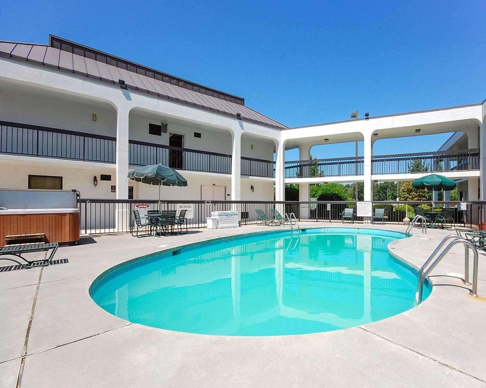Quality Inn Christiansburg - Blacksburg Luaran gambar